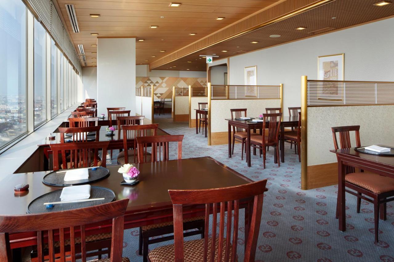 Hotel Agora Regency Osaka Sakai Sakai  Buitenkant foto The interior of the club