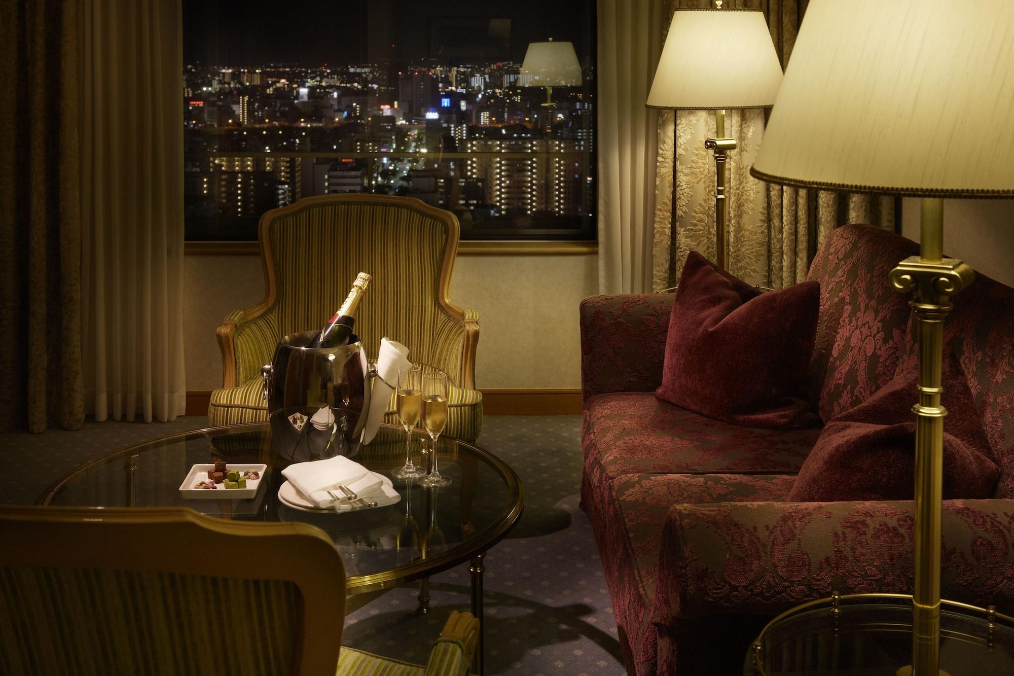 Hotel Agora Regency Osaka Sakai Sakai  Buitenkant foto A suite at the Waldorf-Astoria