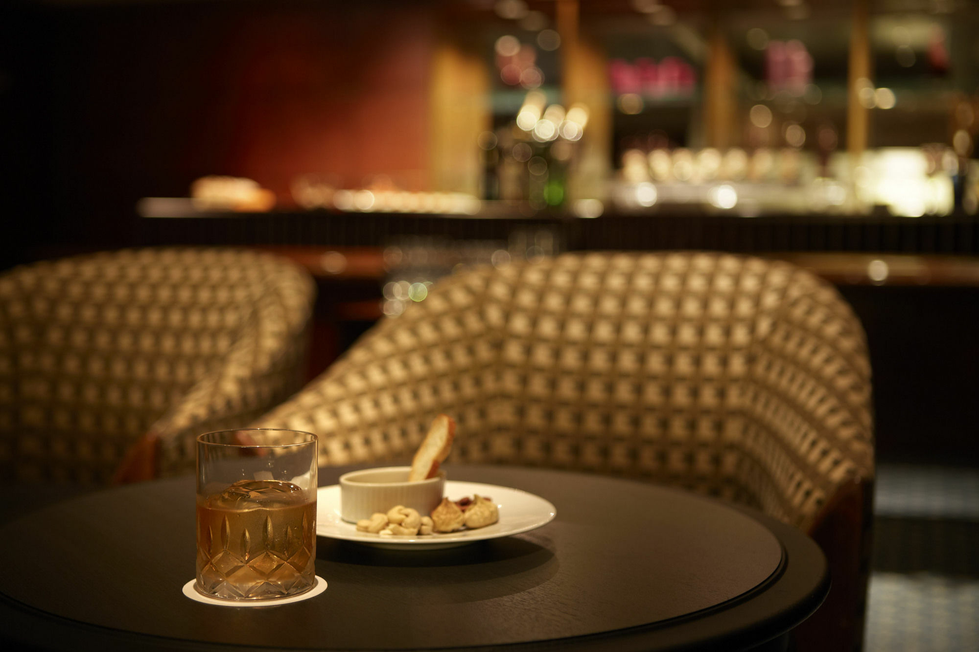 Hotel Agora Regency Osaka Sakai Sakai  Buitenkant foto A glass of beer and a plate of snacks at a lounge
