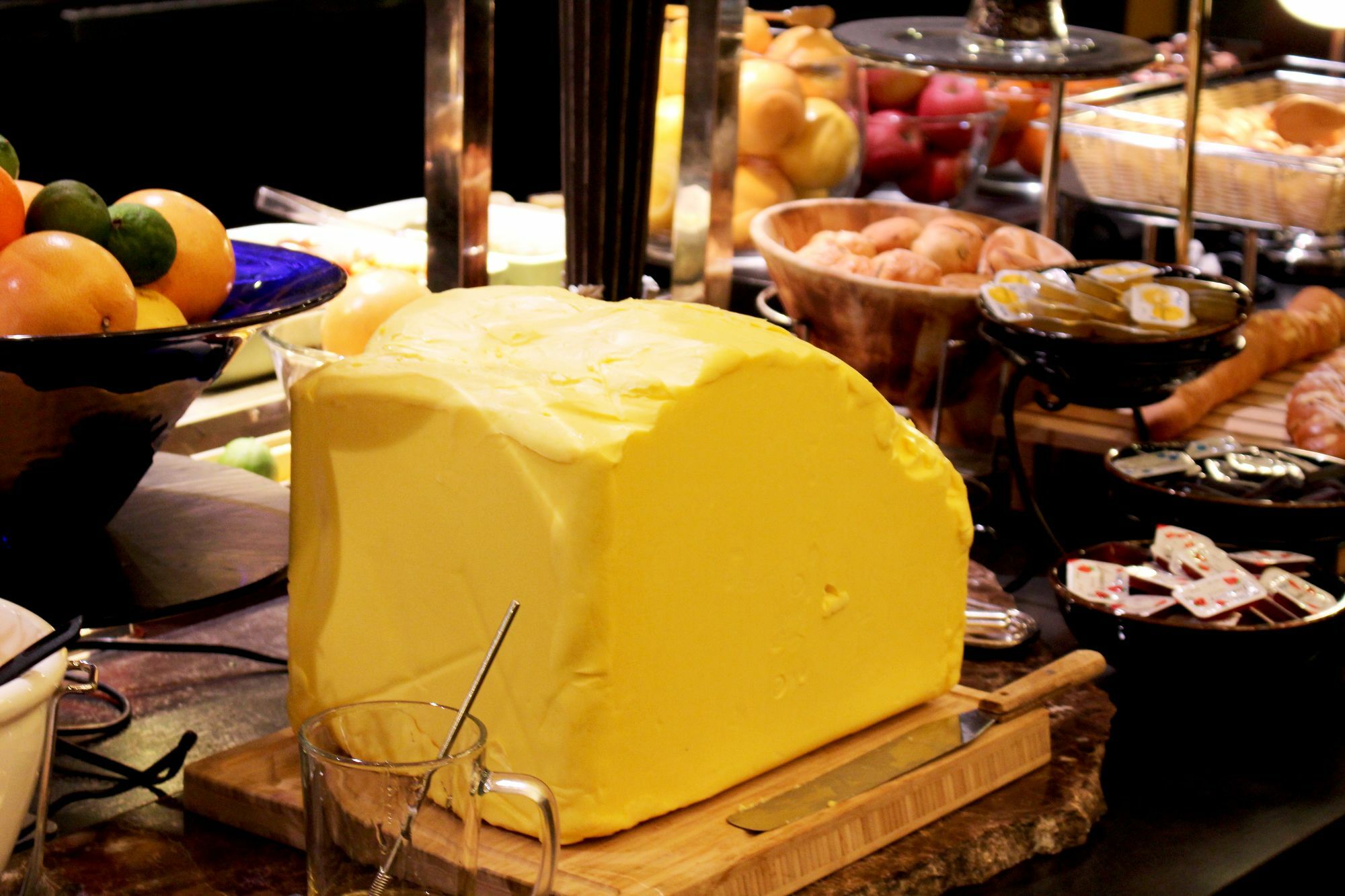 Hotel Agora Regency Osaka Sakai Sakai  Buitenkant foto Edam cheese